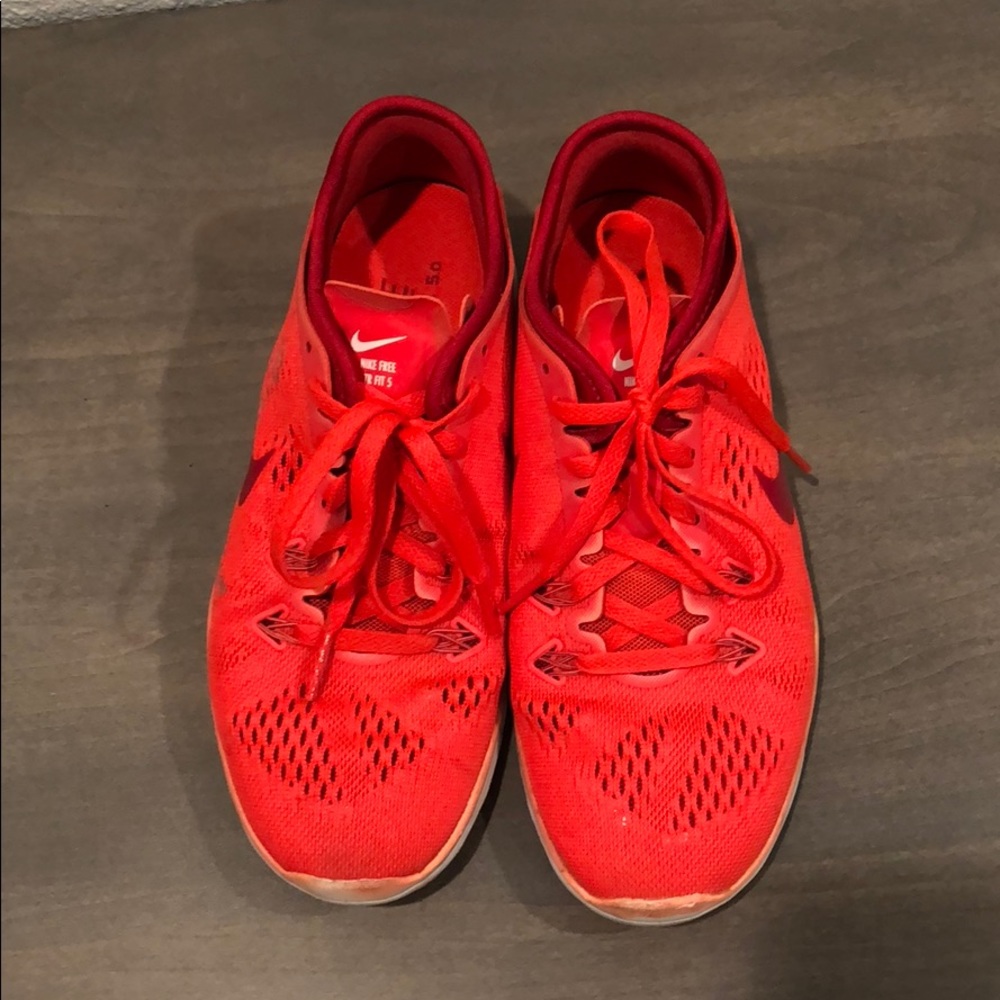 Nike Free TR Fit 5 sneakers, sz 5.5